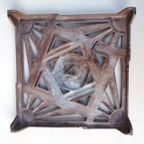 Art Deco trivia in enamelled cast iron