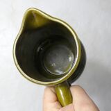 Pichet en barbotine en faïence de Sarreguemines