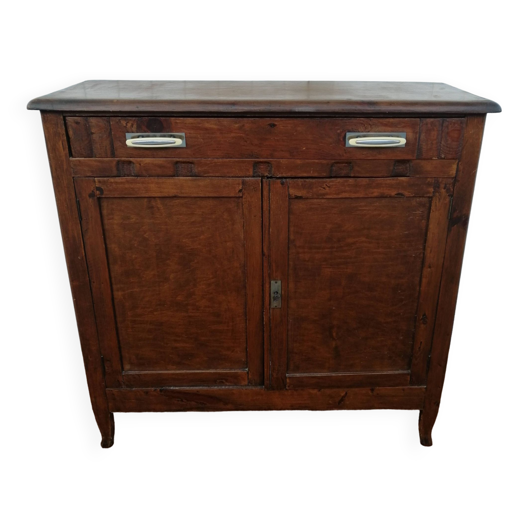 1950s Parisian style buffet