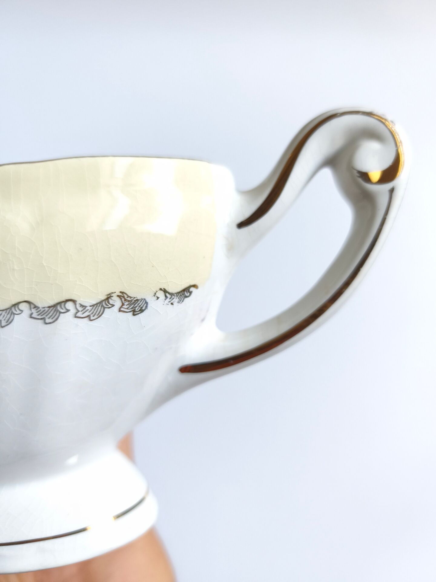Vintage sauce boat L'Amandinoise model Paola white cream flowers