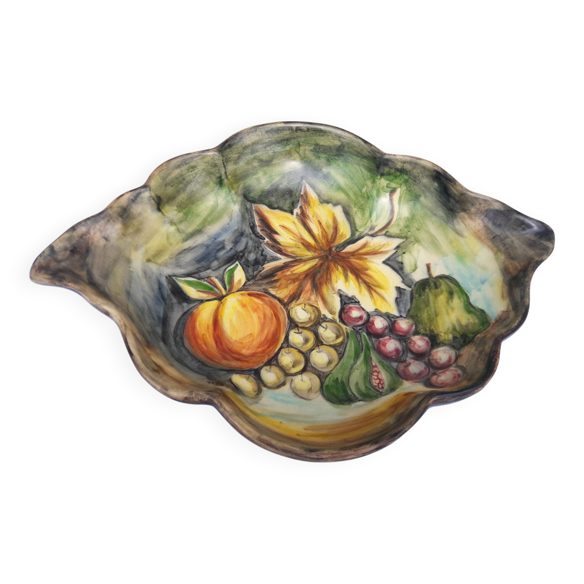 Ceramic fruit dish or bowl