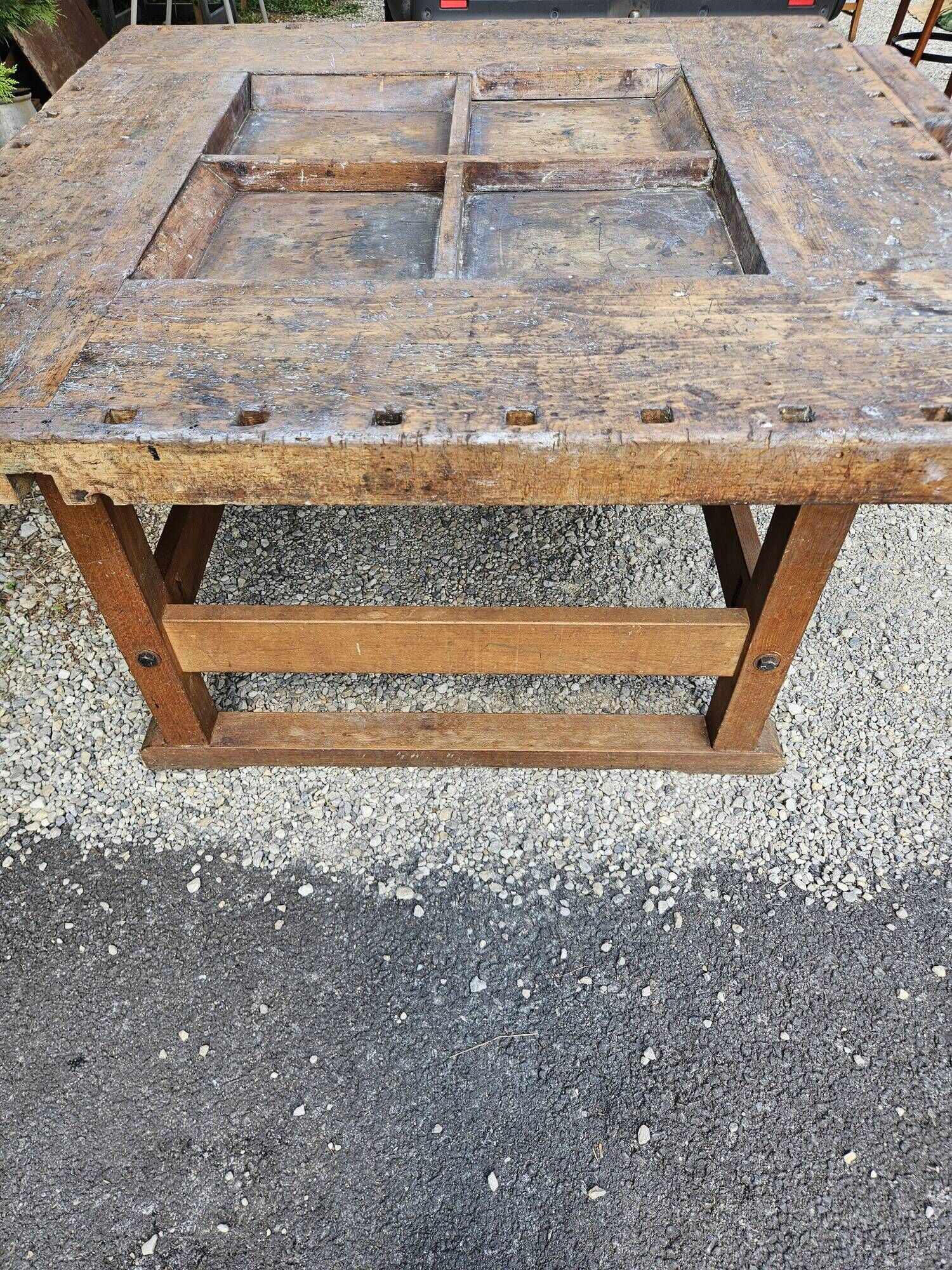 Établi ancien de sculpteur