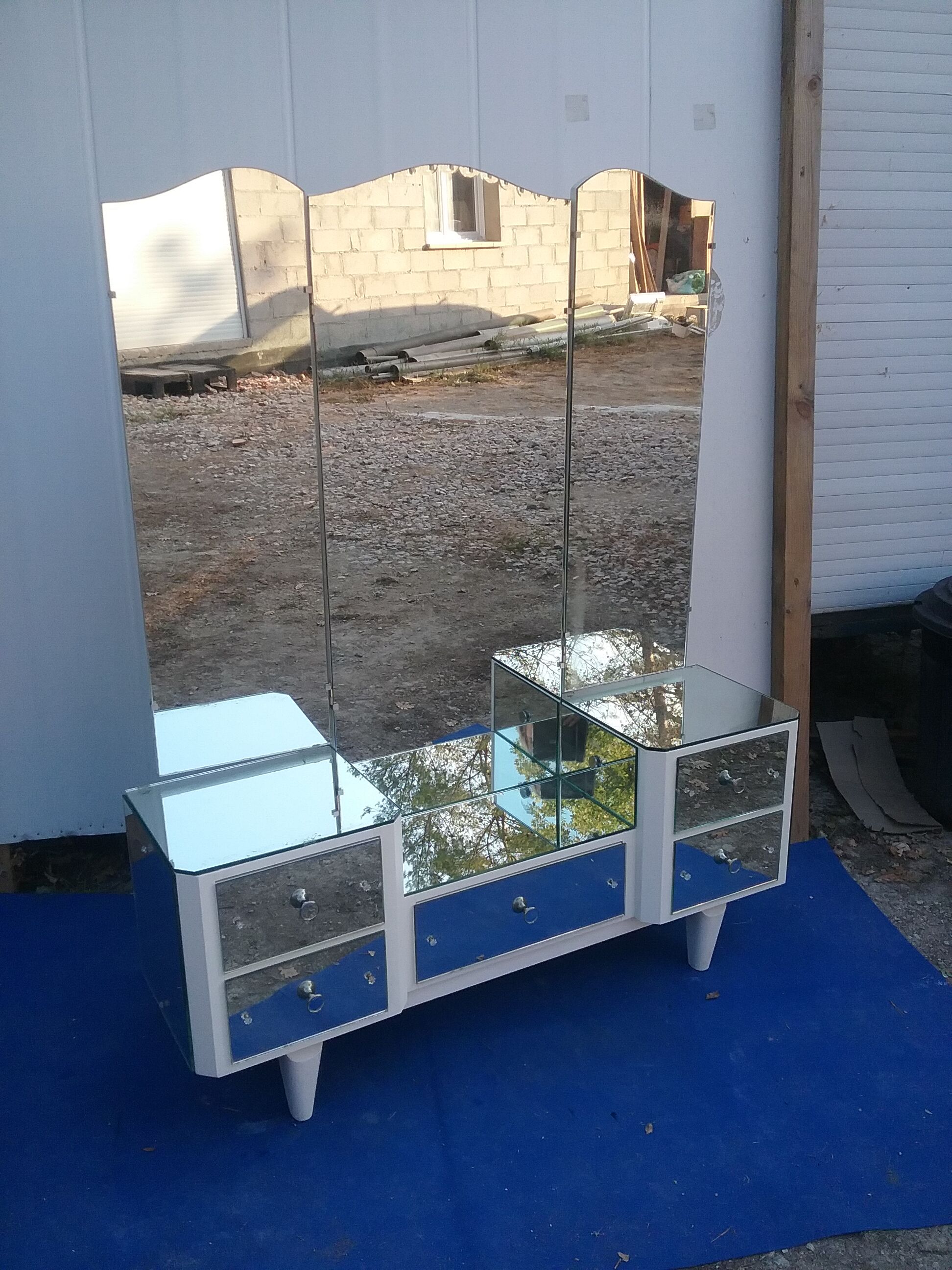 Vintage dressing table chest of drawers