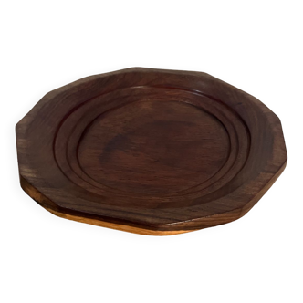 Plate, tidy, wooden centerpiece