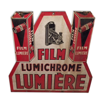 Lumichrome film enamelled plate