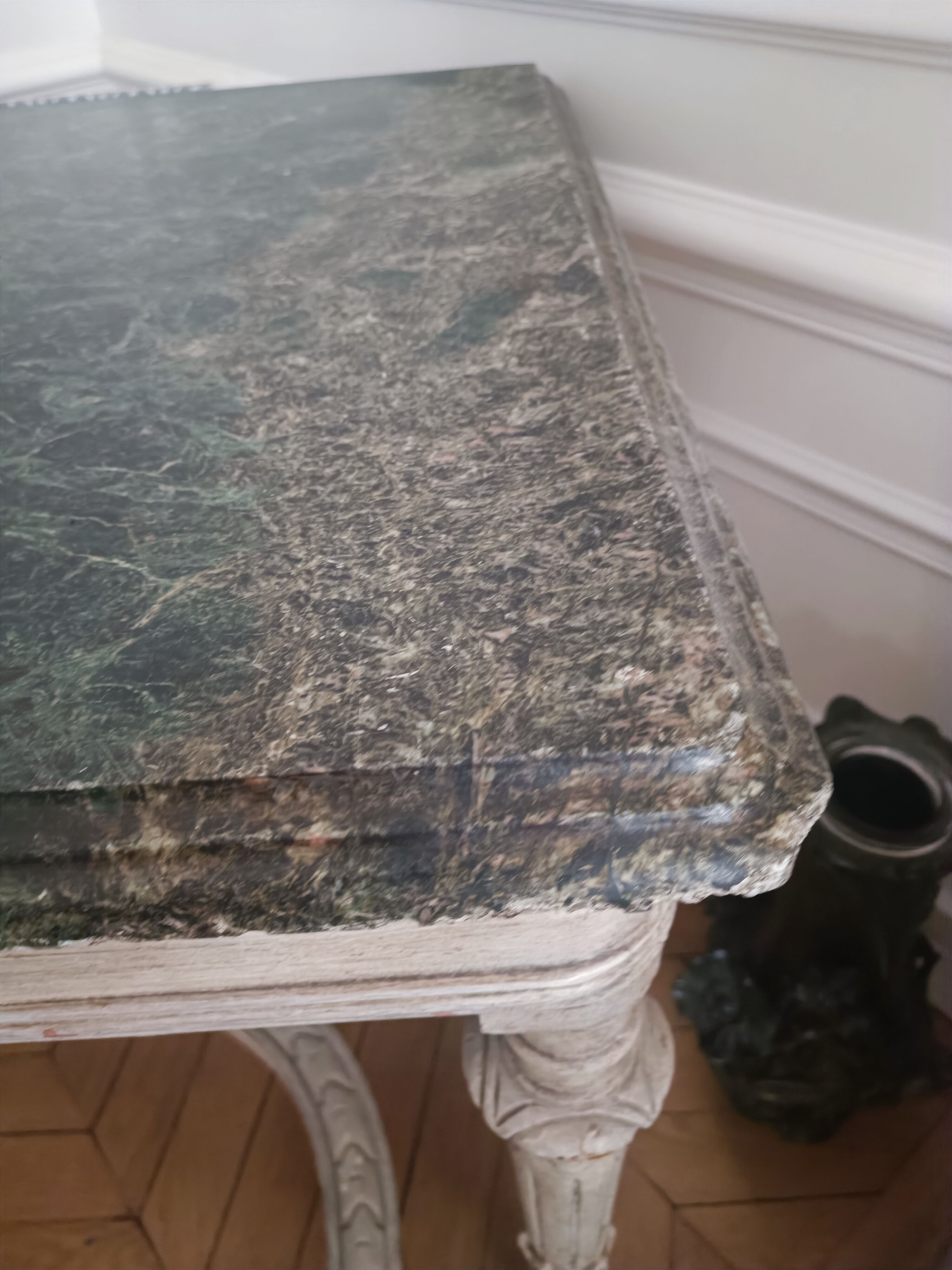 Table à gibier style louis xv - marbre vert