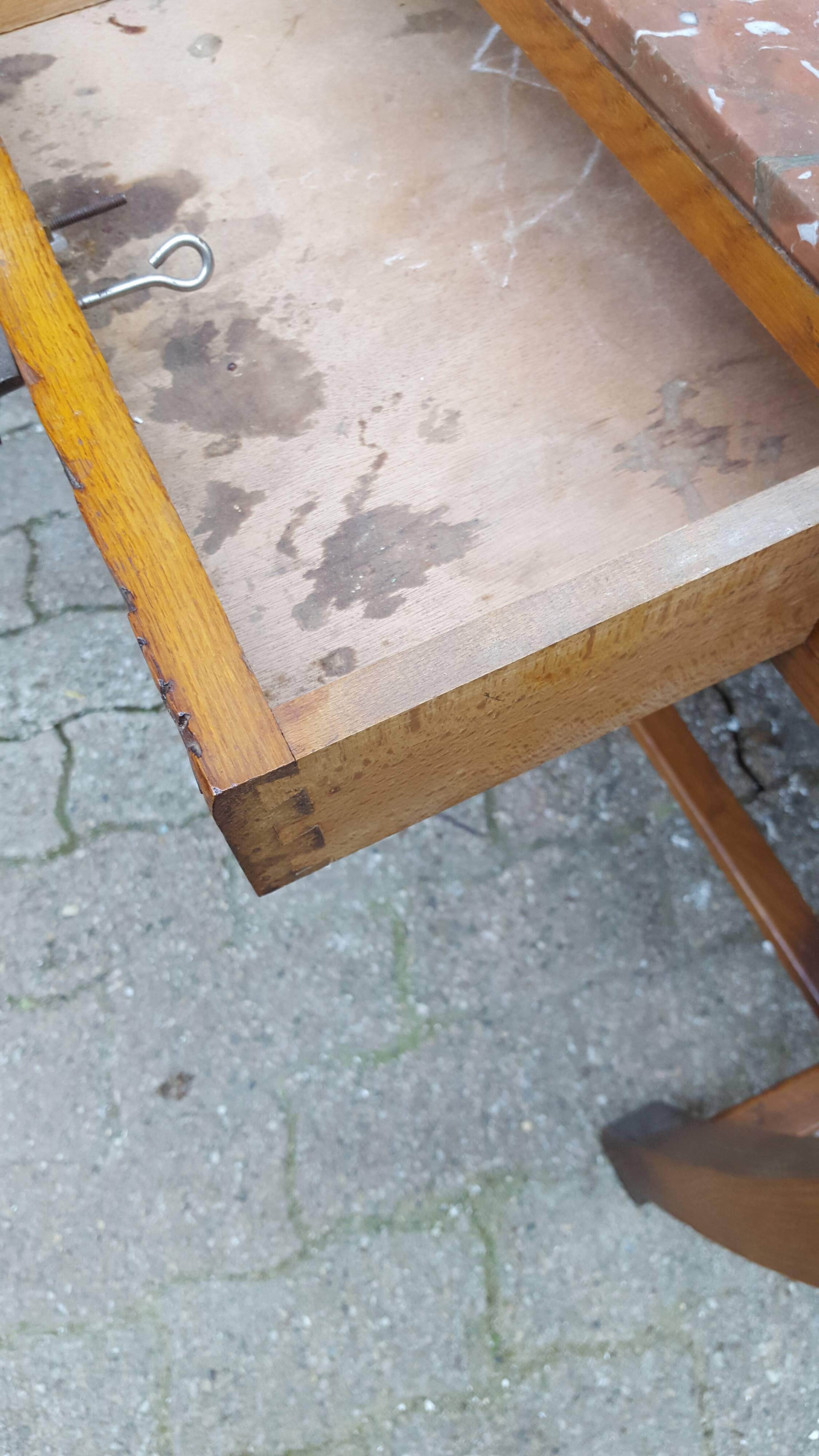 Art deco hairdresser