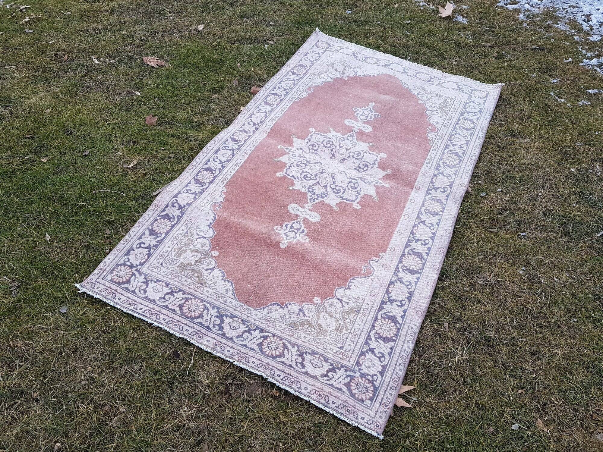 Vintage Turkish Oushak rug 85x150 cm