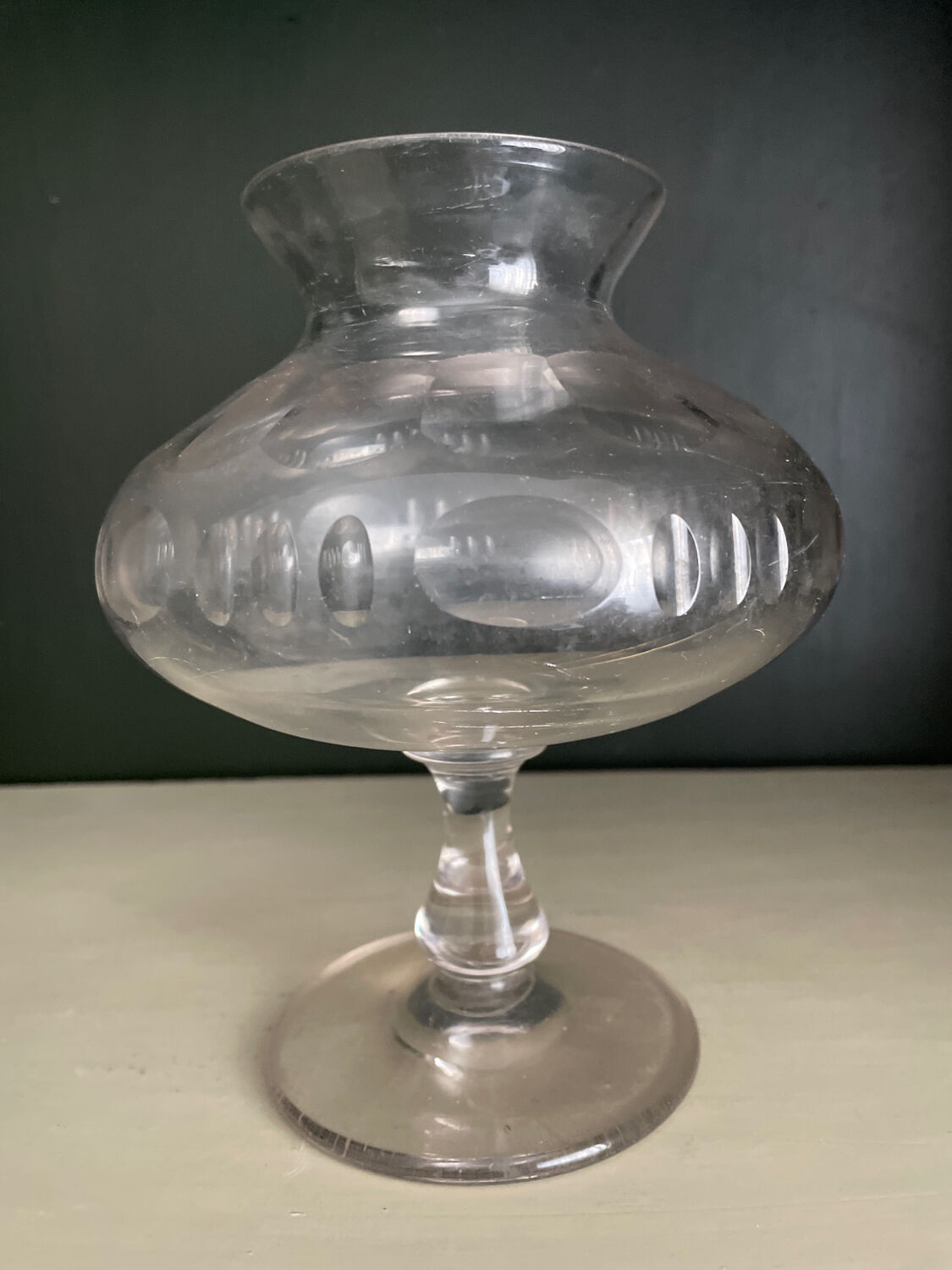 Pot with leeches crystal nineteenth century