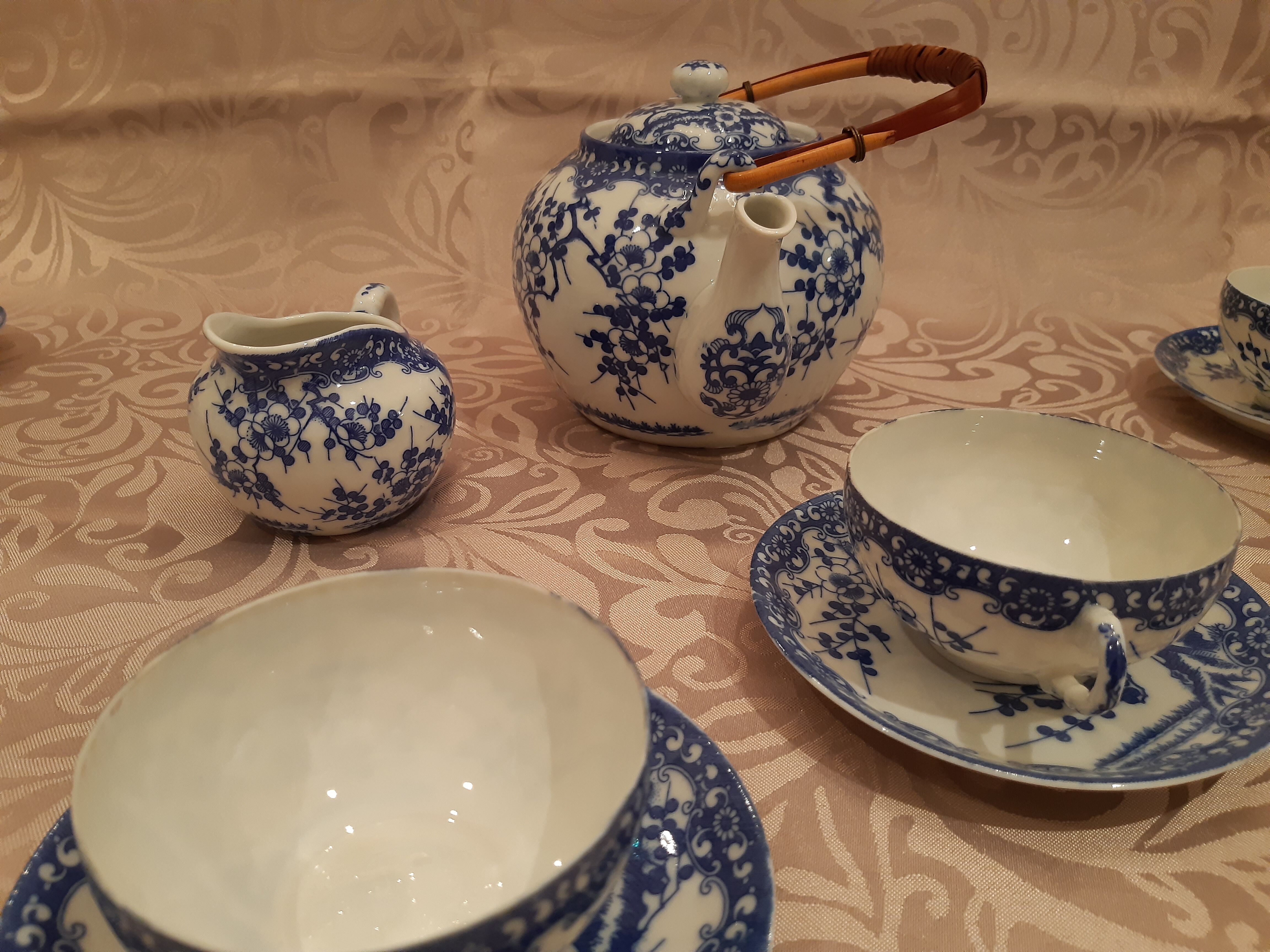 Tea set, 8 cups, fine porcelain from Japan, 40s/50s