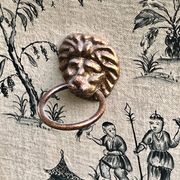 Grand cache-pot tôle - Décor aux Chinois- Pattes de lion - Très bon état