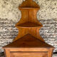 Encoignure ancienne avec étagère