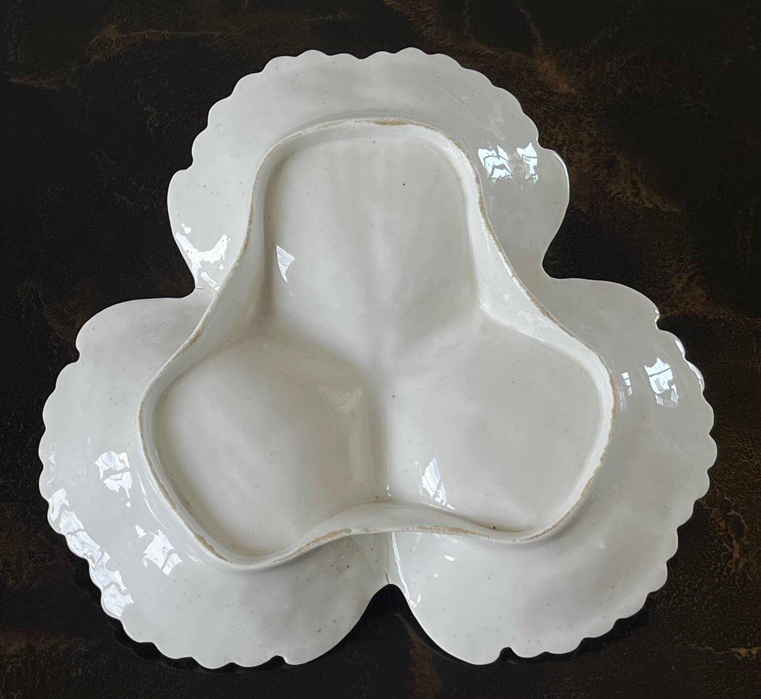 White earthenware plate