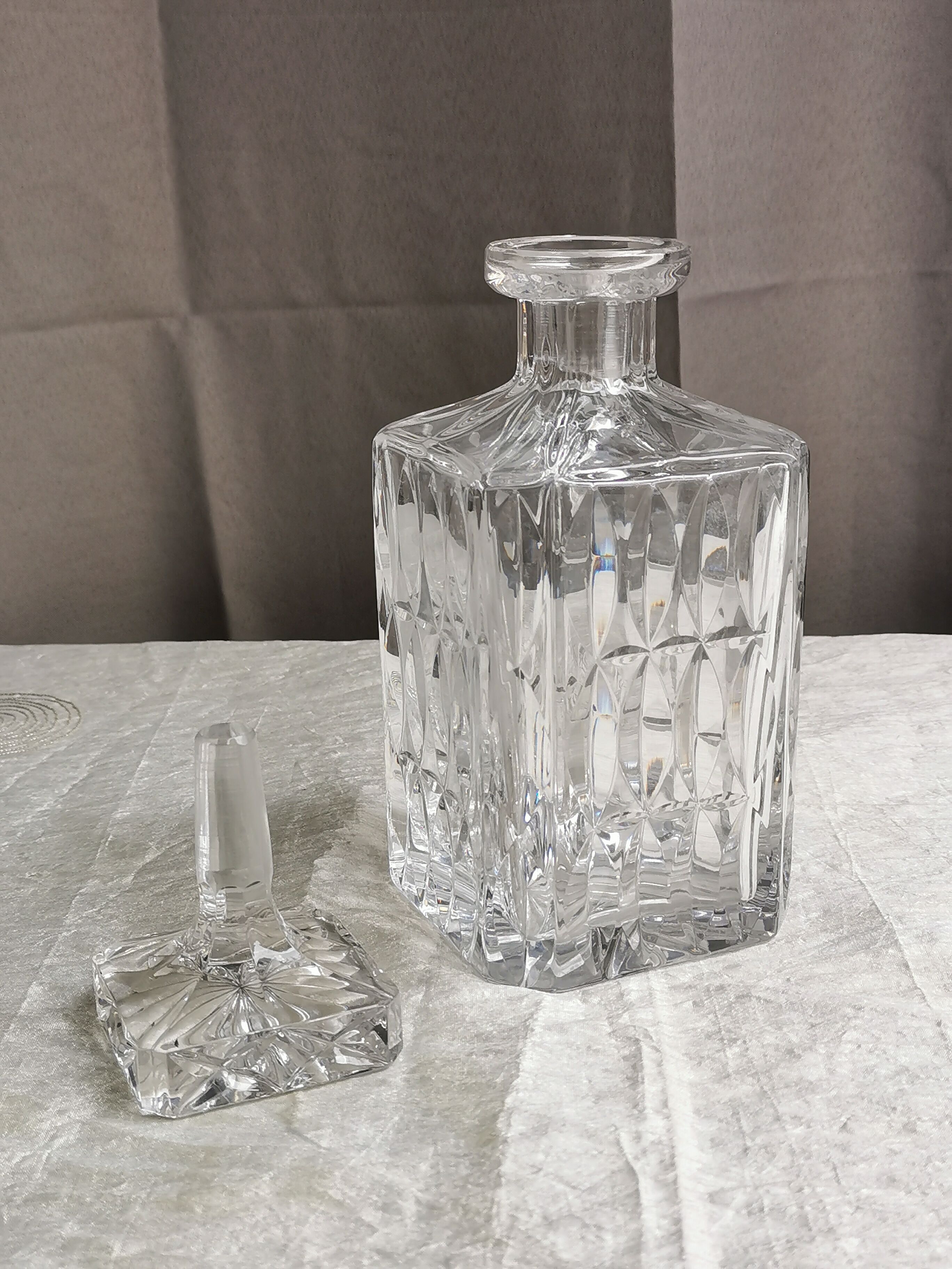 Carafe a whisky in crystal