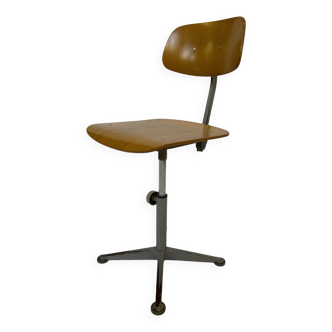 Vintage Friso Kramer work chair from Ahrend de Cirkel dutch design