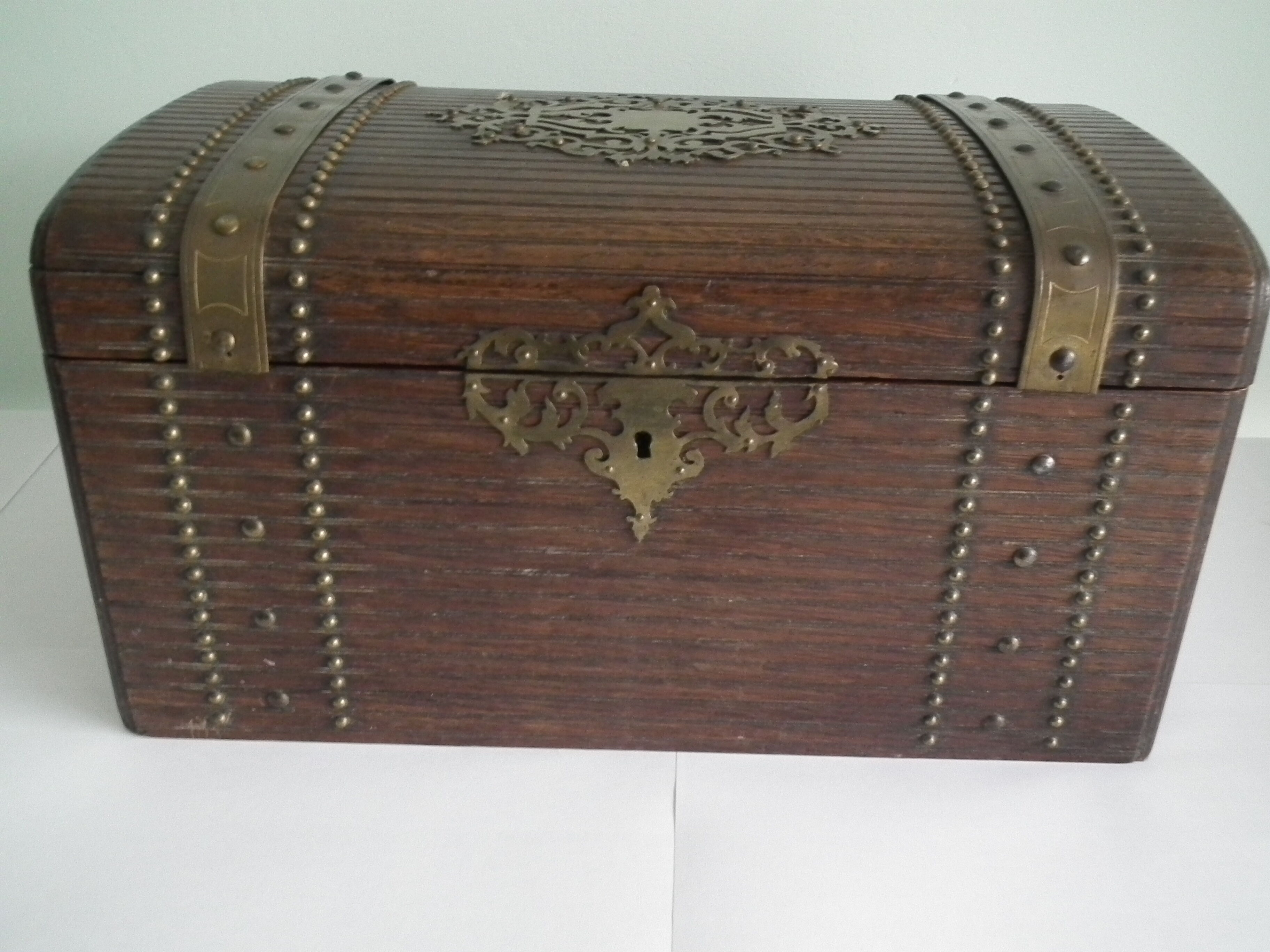 Wooden box