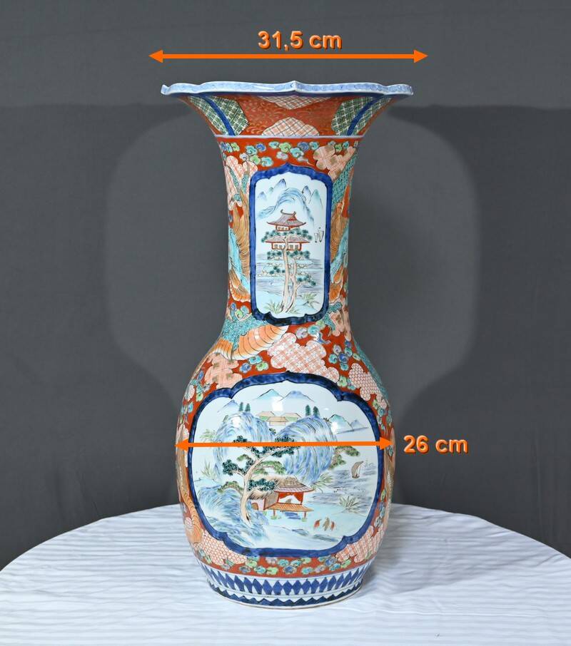 Important Arita Vase, Meiji era, Japan – Late 19th century