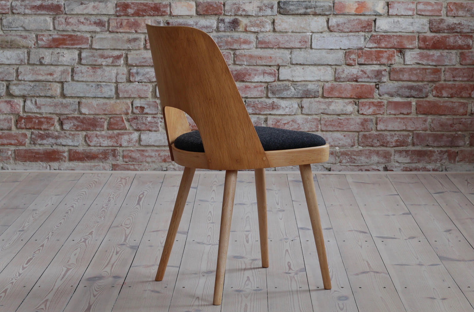 Set of 8 dining chairs by oswald haerdtl, reupholstered, midcentury