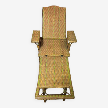 Ancienne chaise longue fauteuil en rotin osier de jardin