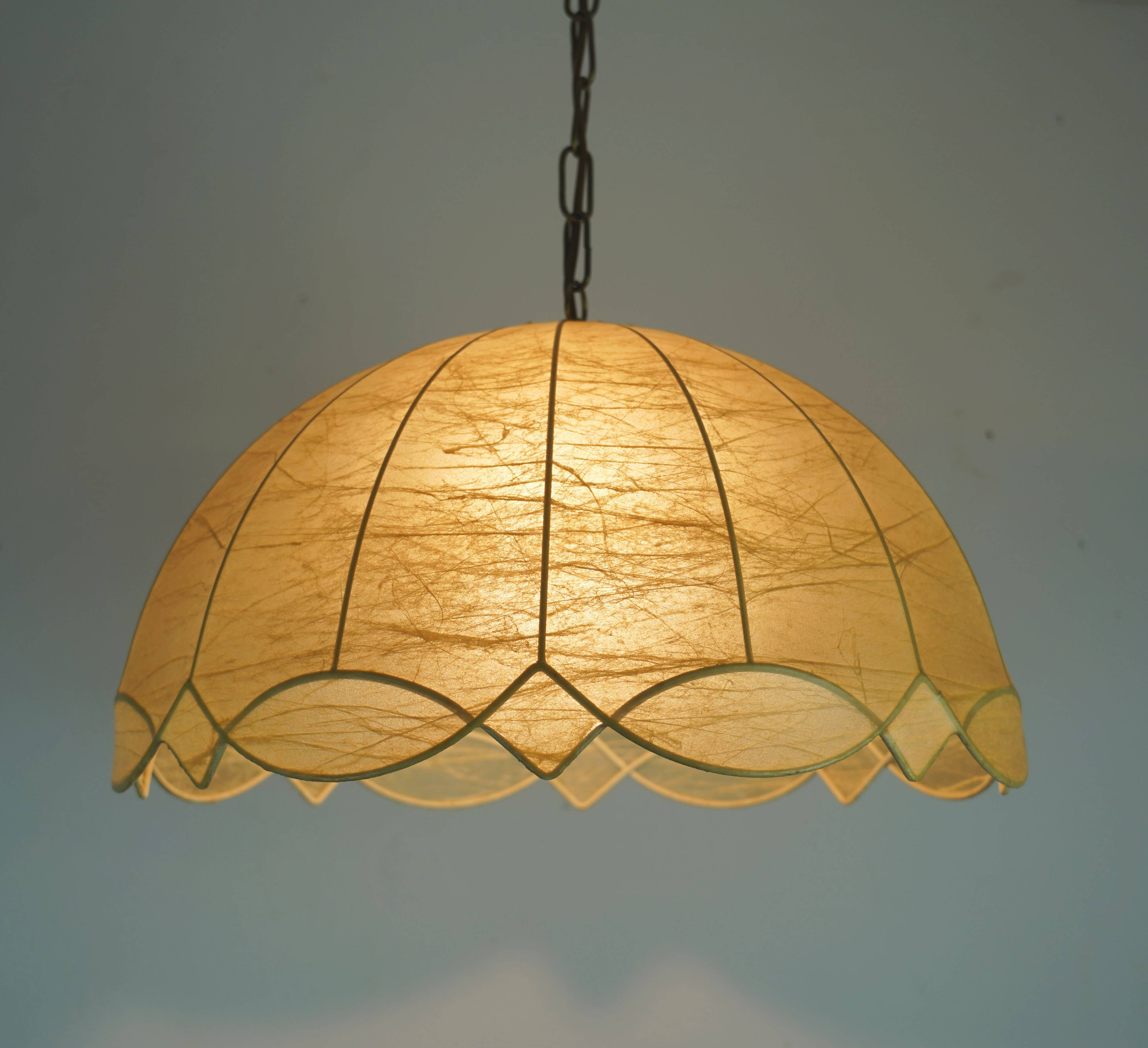 very beautiful mid century modern cocoon PENDANT LIGHT 1970s