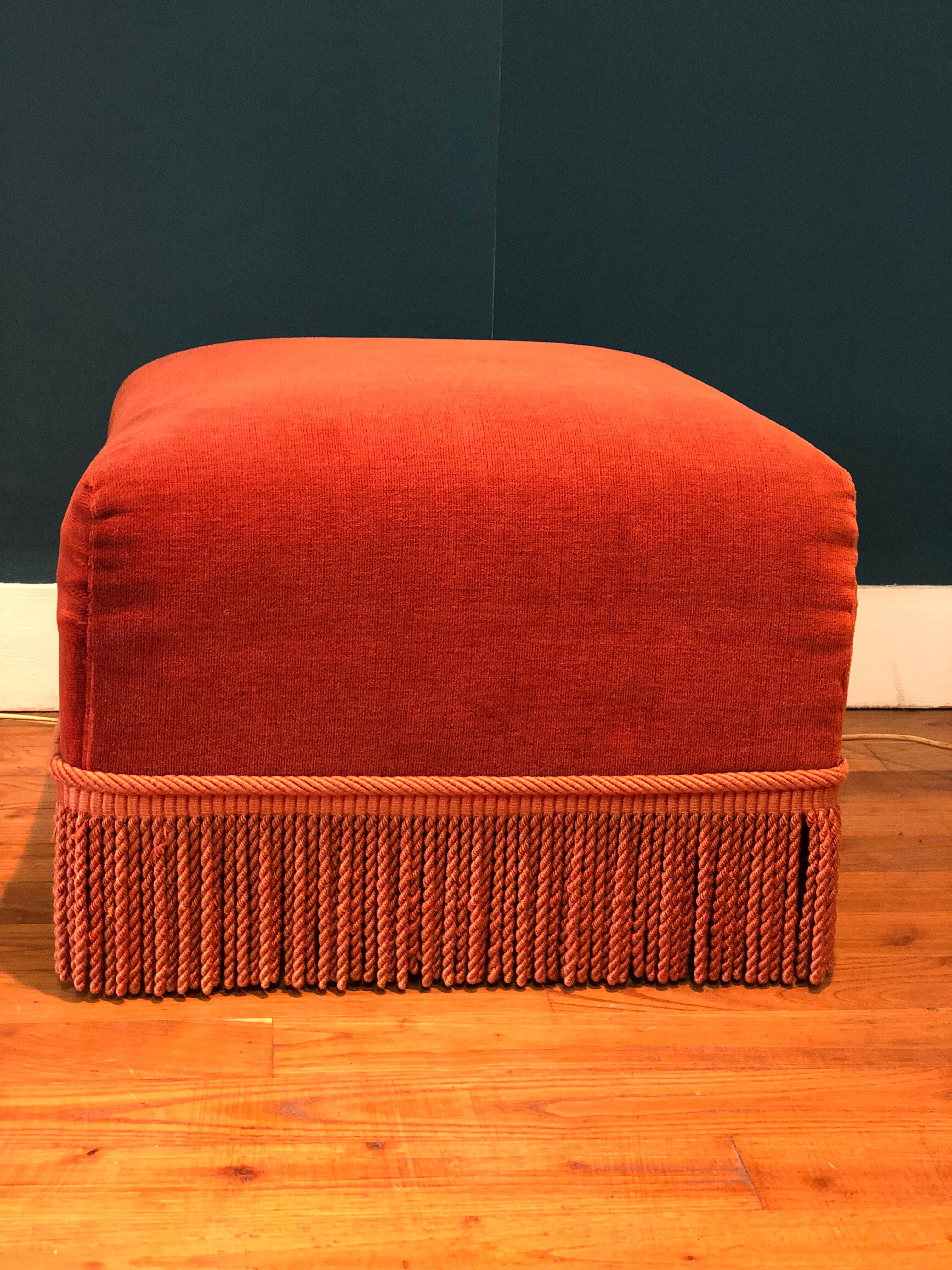 Pink velvet ottoman