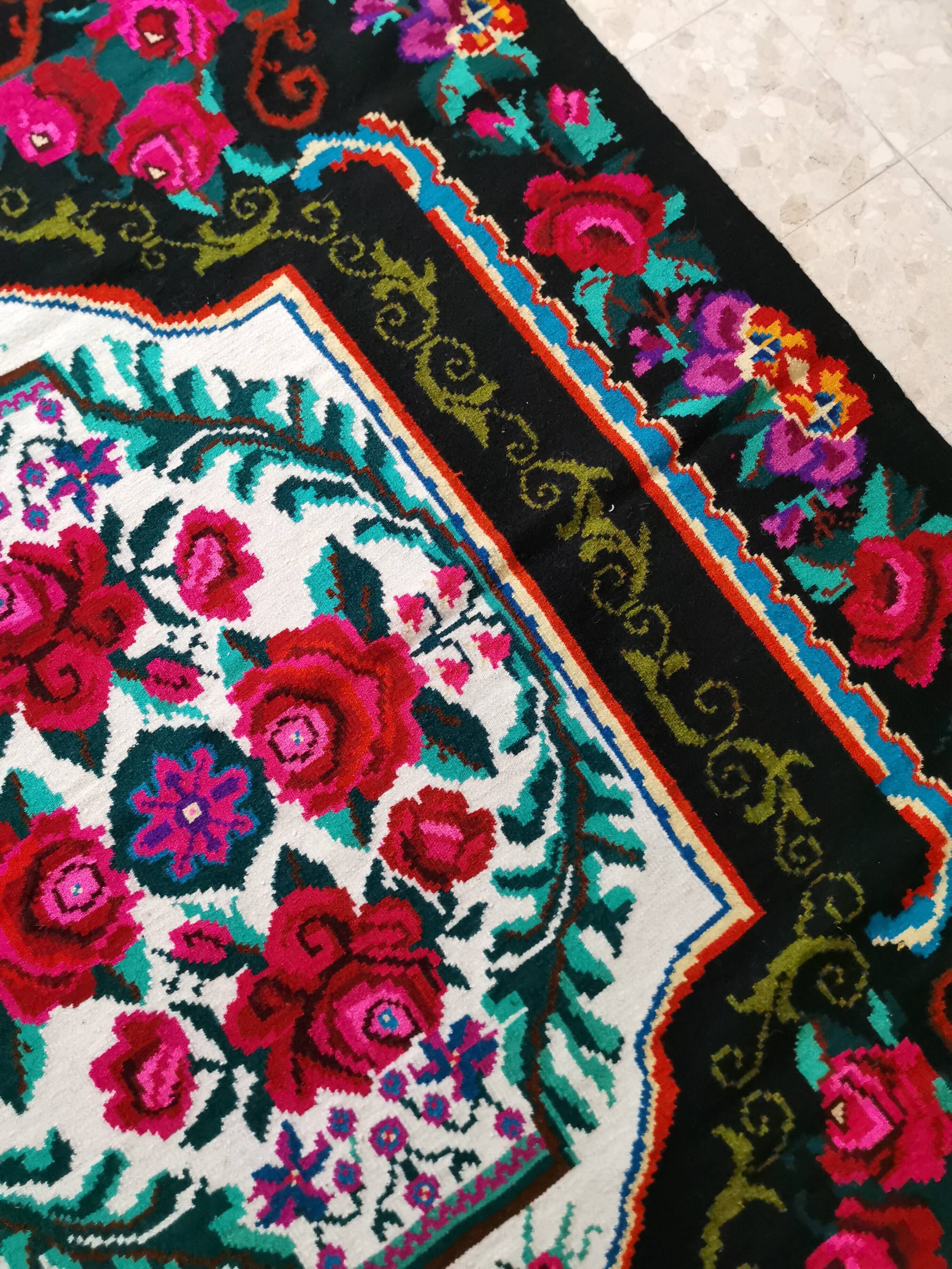 Moldovan kilim carpet