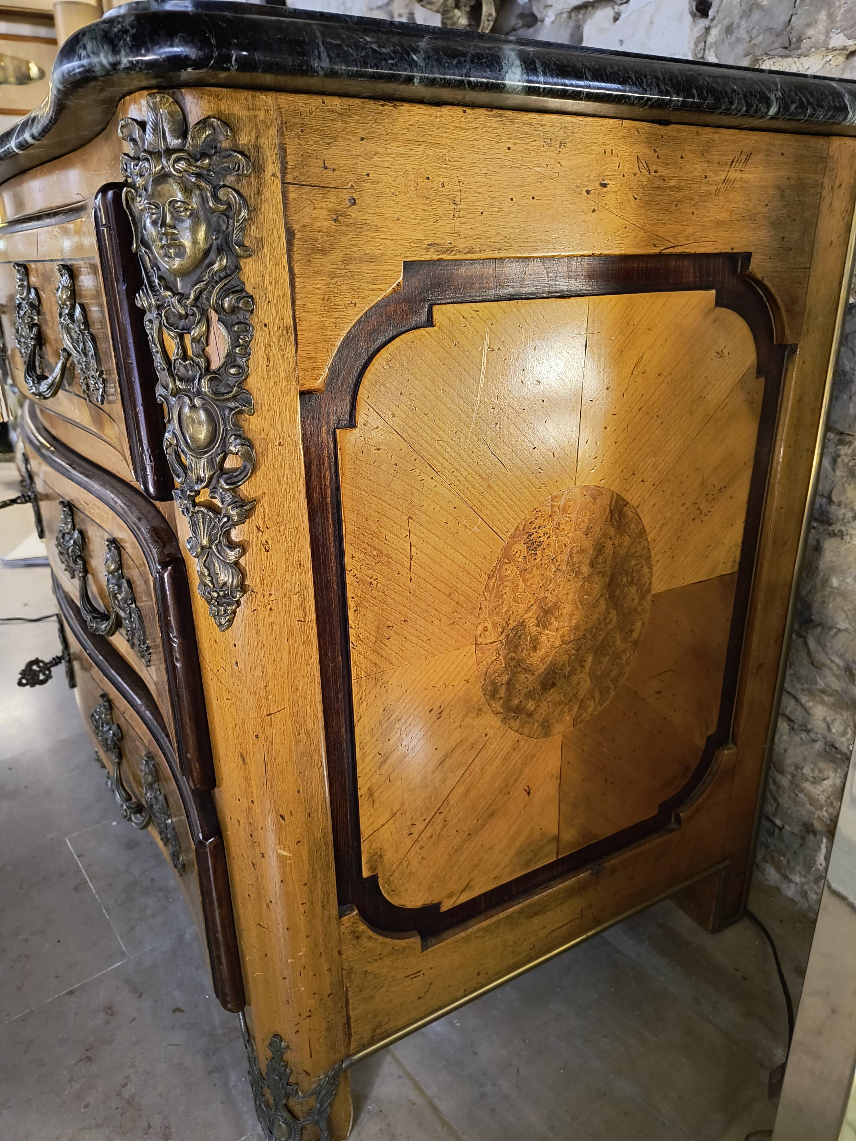 "Louis XIV" style commode with green Alpine marble and walnut burl.
