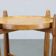 Table d'appoint danoise en chêne massif des années 1960 par Arne Basse pour Knabstrup