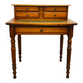 Louis Philippe stepped desk