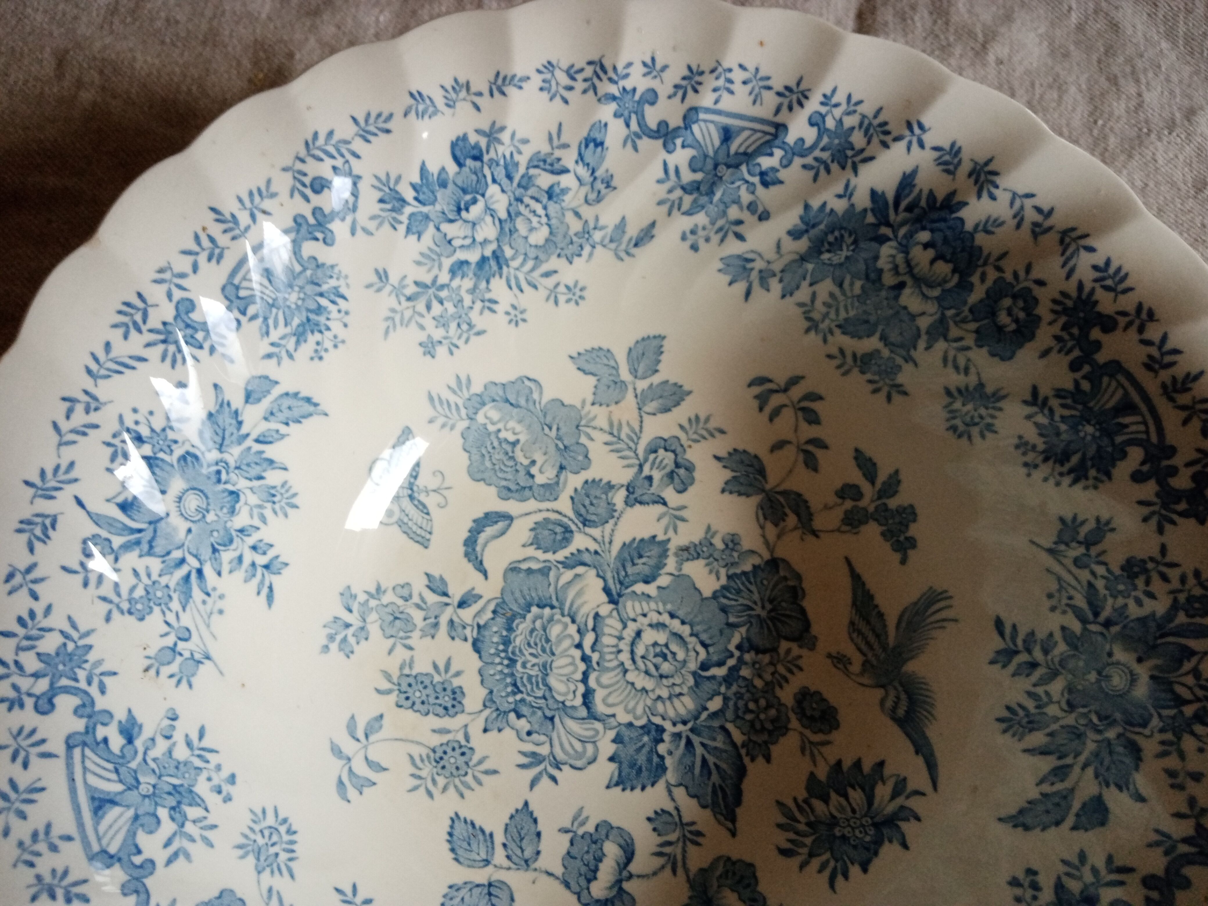 Hollow dish