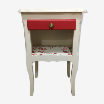 Vintage white/red bedside table