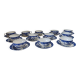 Magnifique Service de 12 Tasses et Soucoupes en Porcelaine