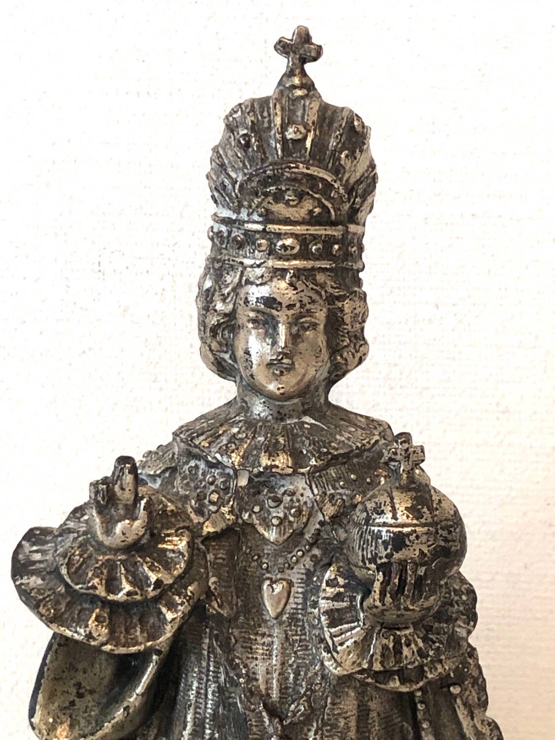 Statuette Jésus Couronné Métal Argenté