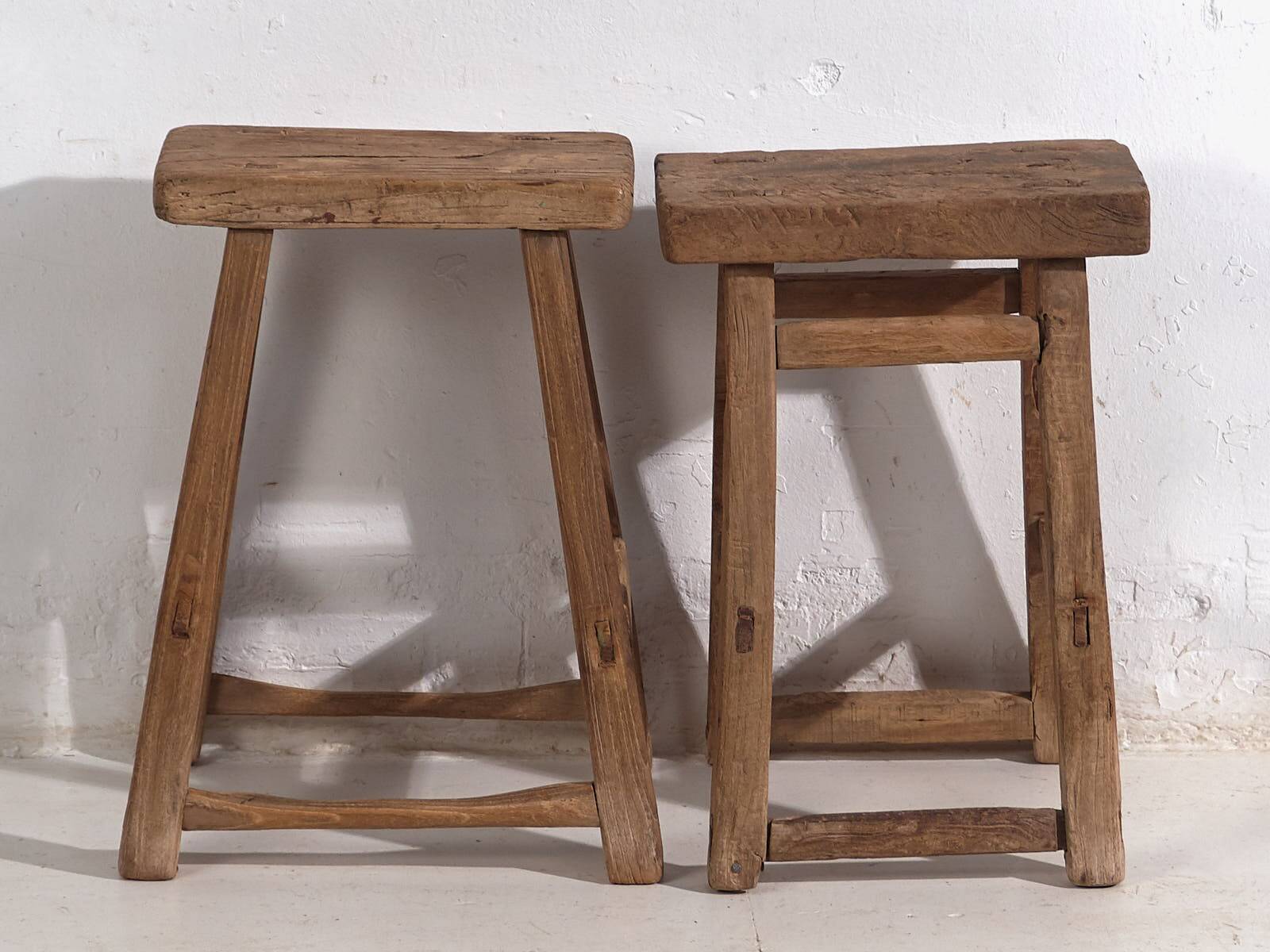 Ensemble de tabourets anciens (vers 1900). Ensemble de 2 pièces n°5