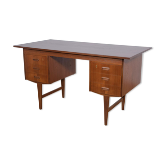 Mid-Century Danish Teak Desk, 1960s