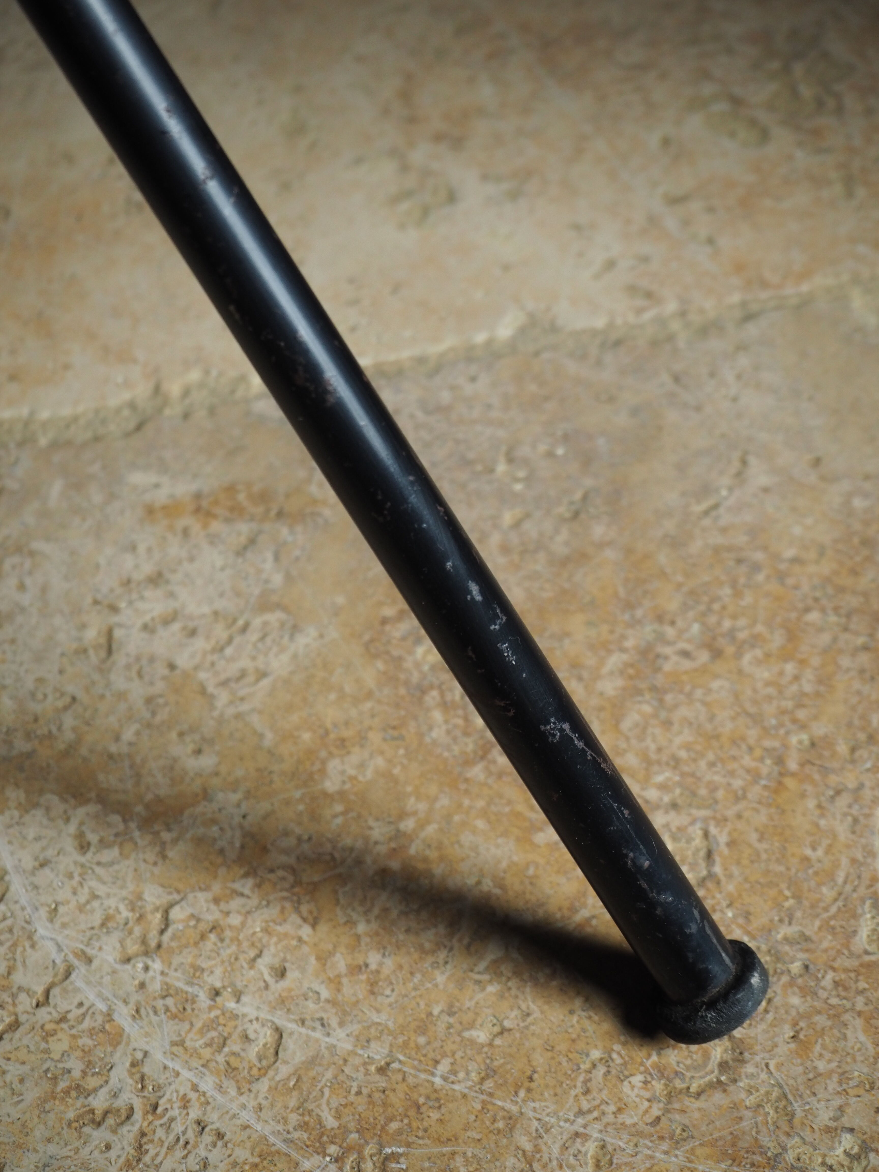 Metal tripod lamp of the 1950s