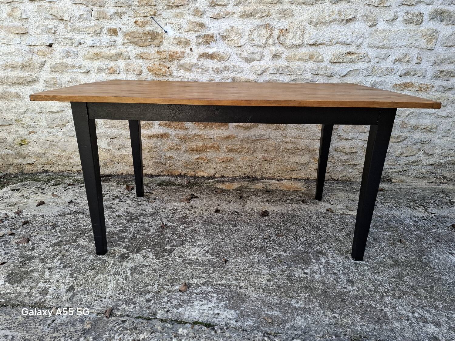 Farm table