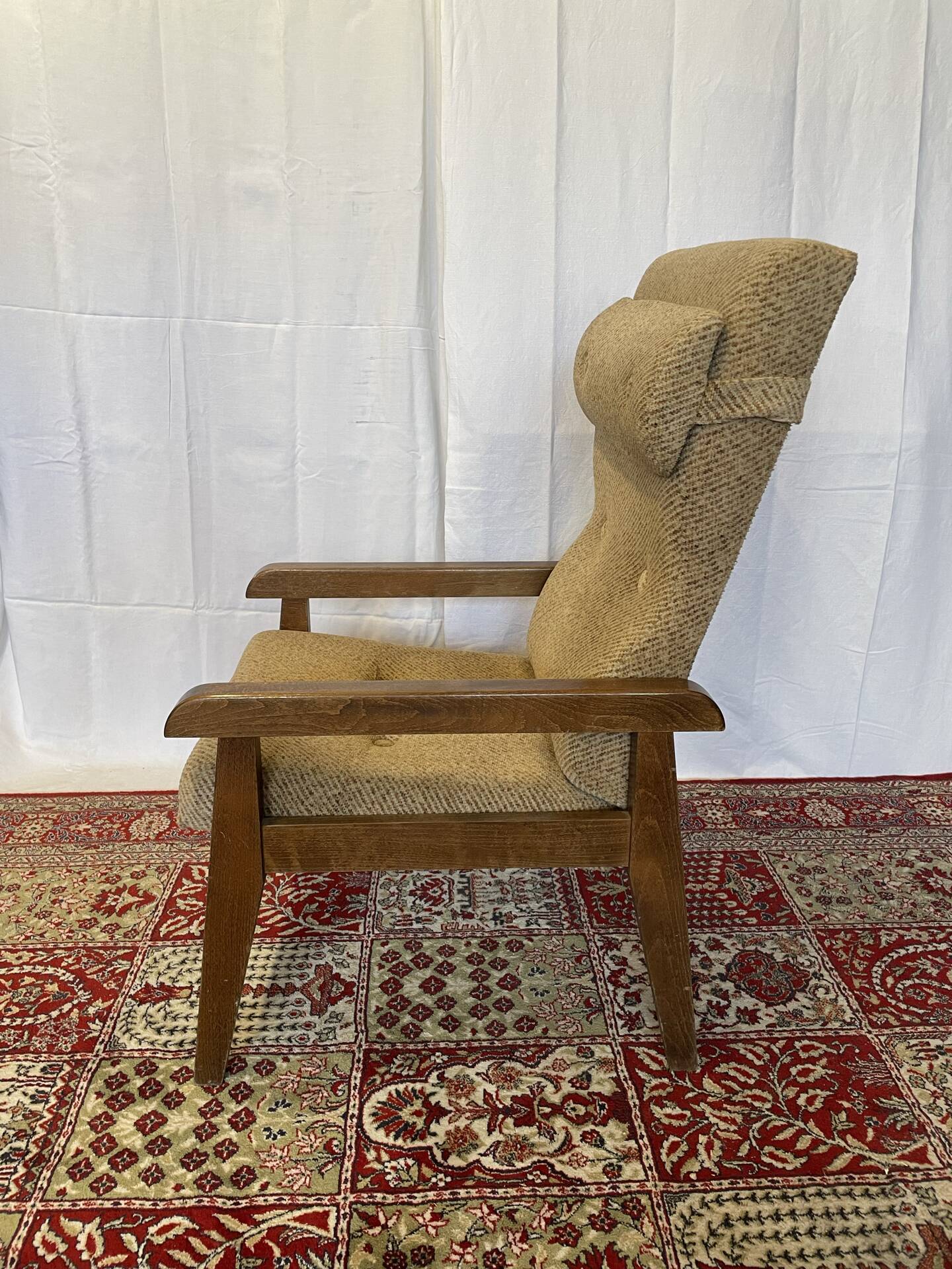 Vintage reclining armchair in wood and fabric – 1960s/70s