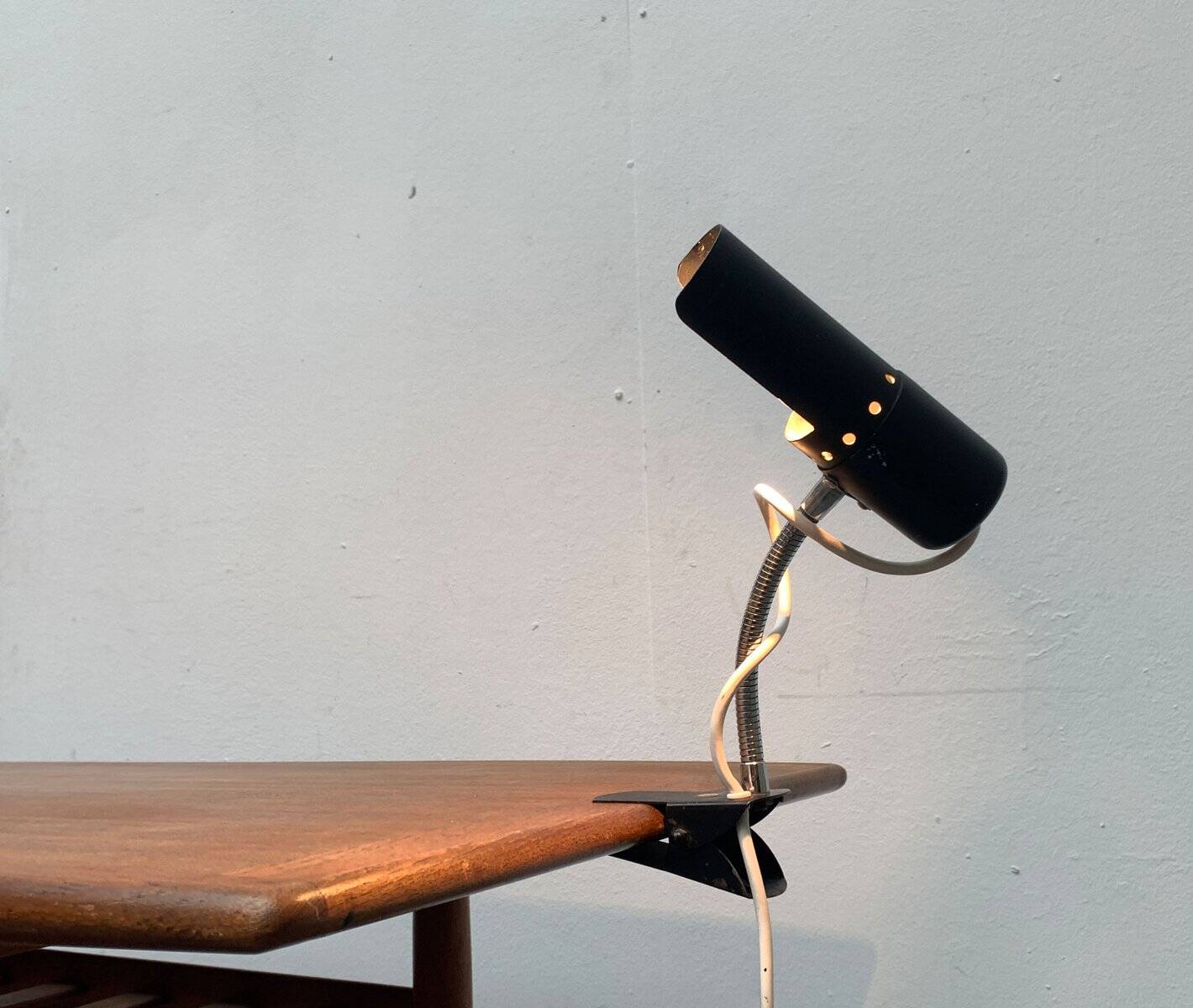 Mid-century minimalist clamp table lamp, 1960s