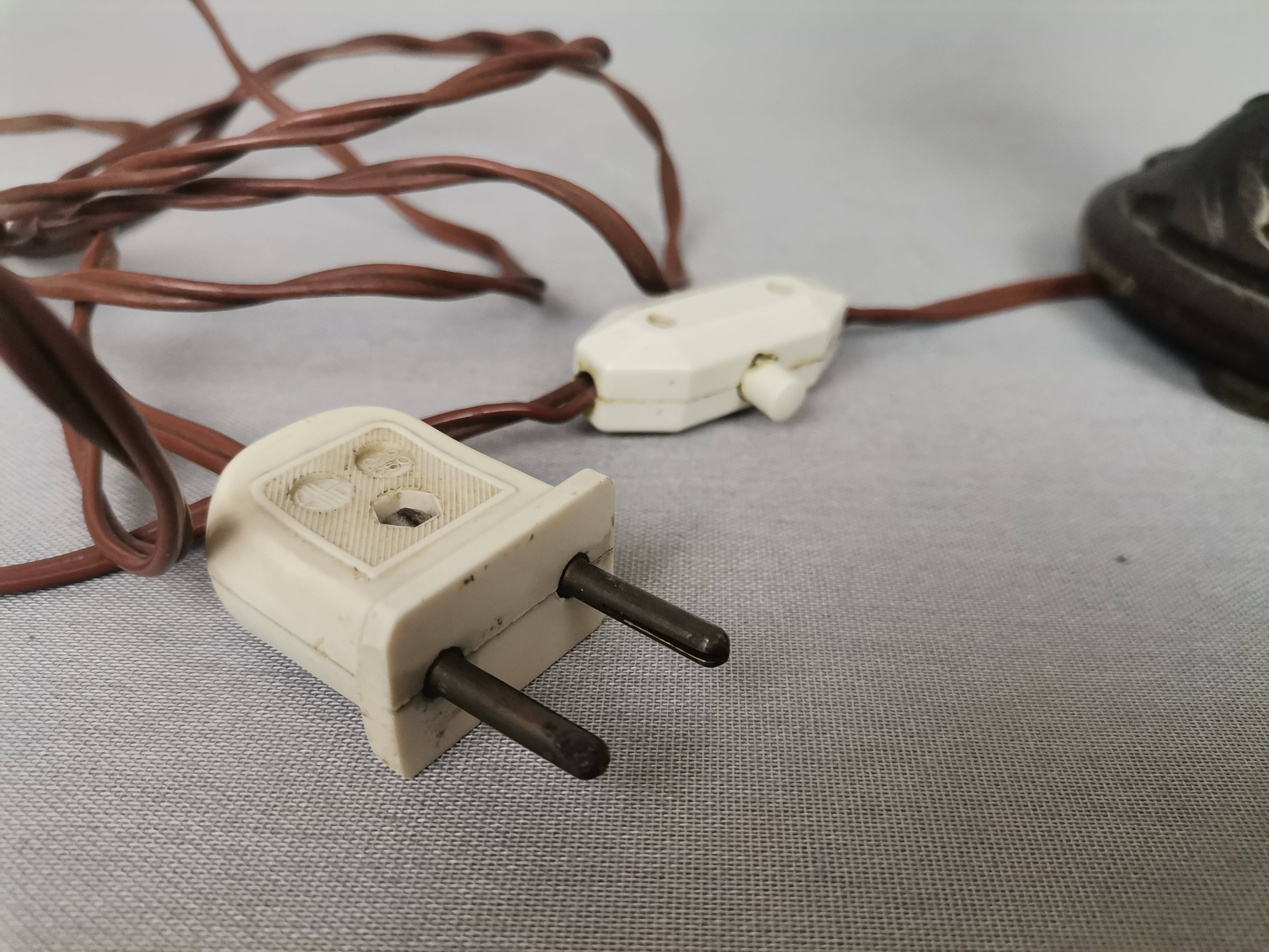 Pair of portugese wooden lamp