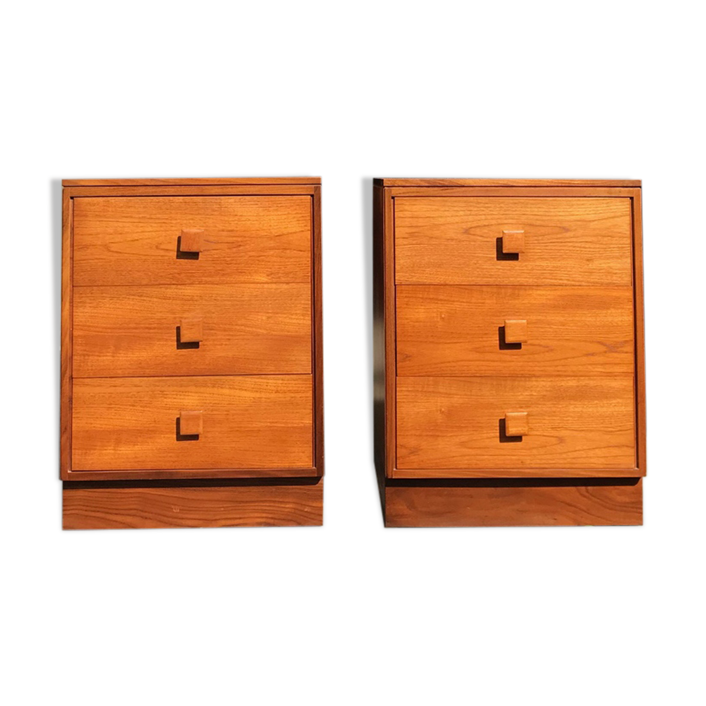 Pair of teak dressers from the 1970s