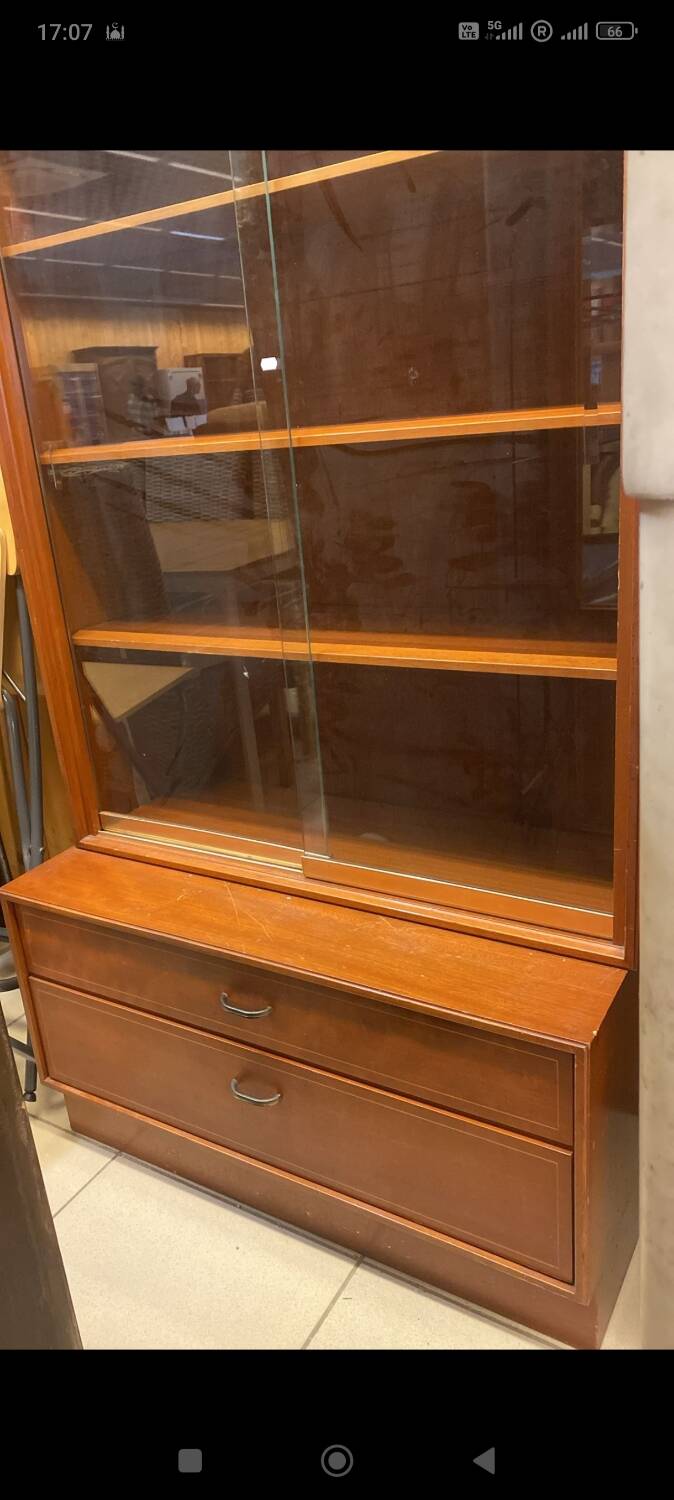 Vintage 1970s Scandinavian bookshelf