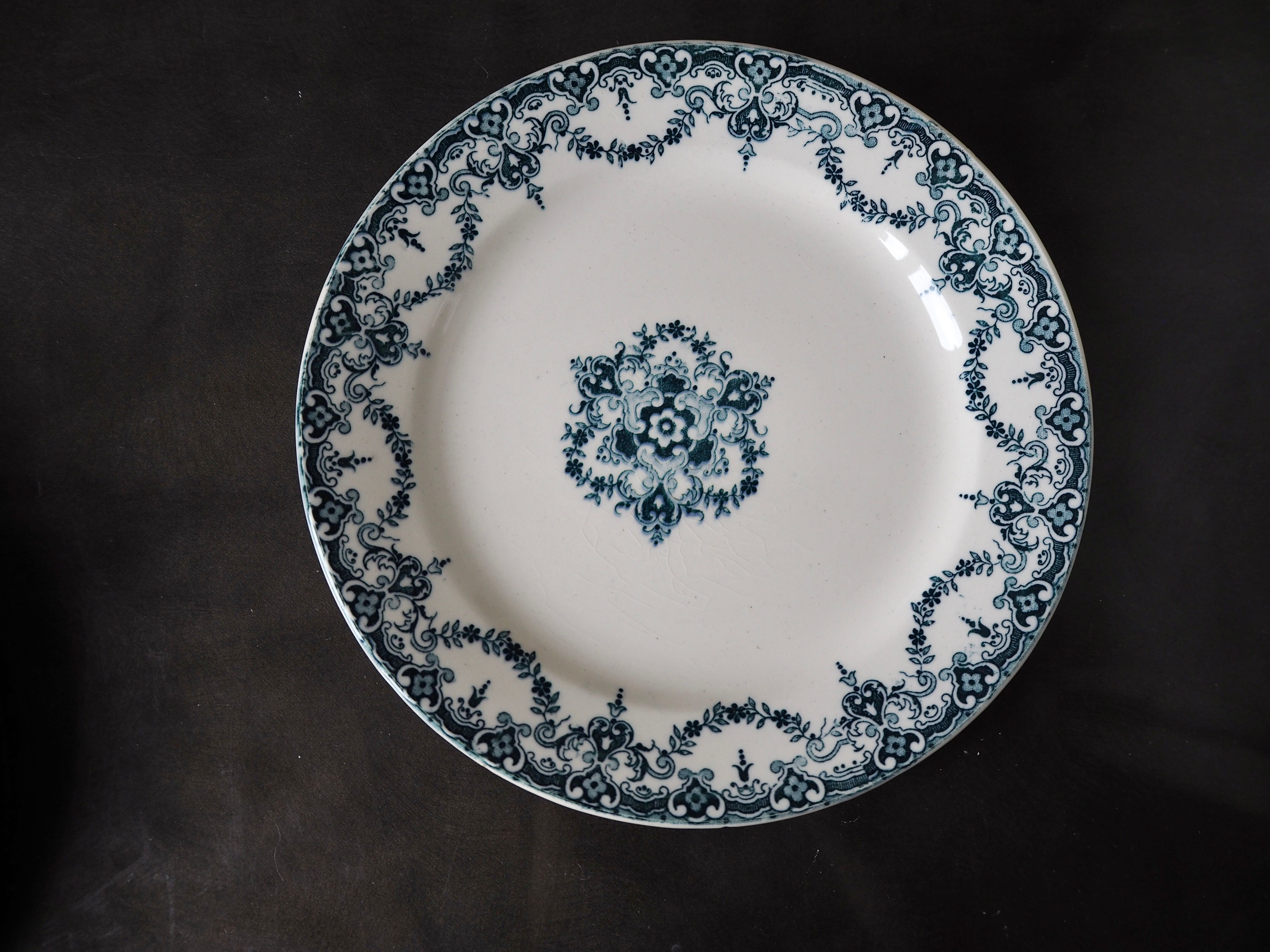 Set of 6 dessert plates Terre de Fer E. Bourgeois