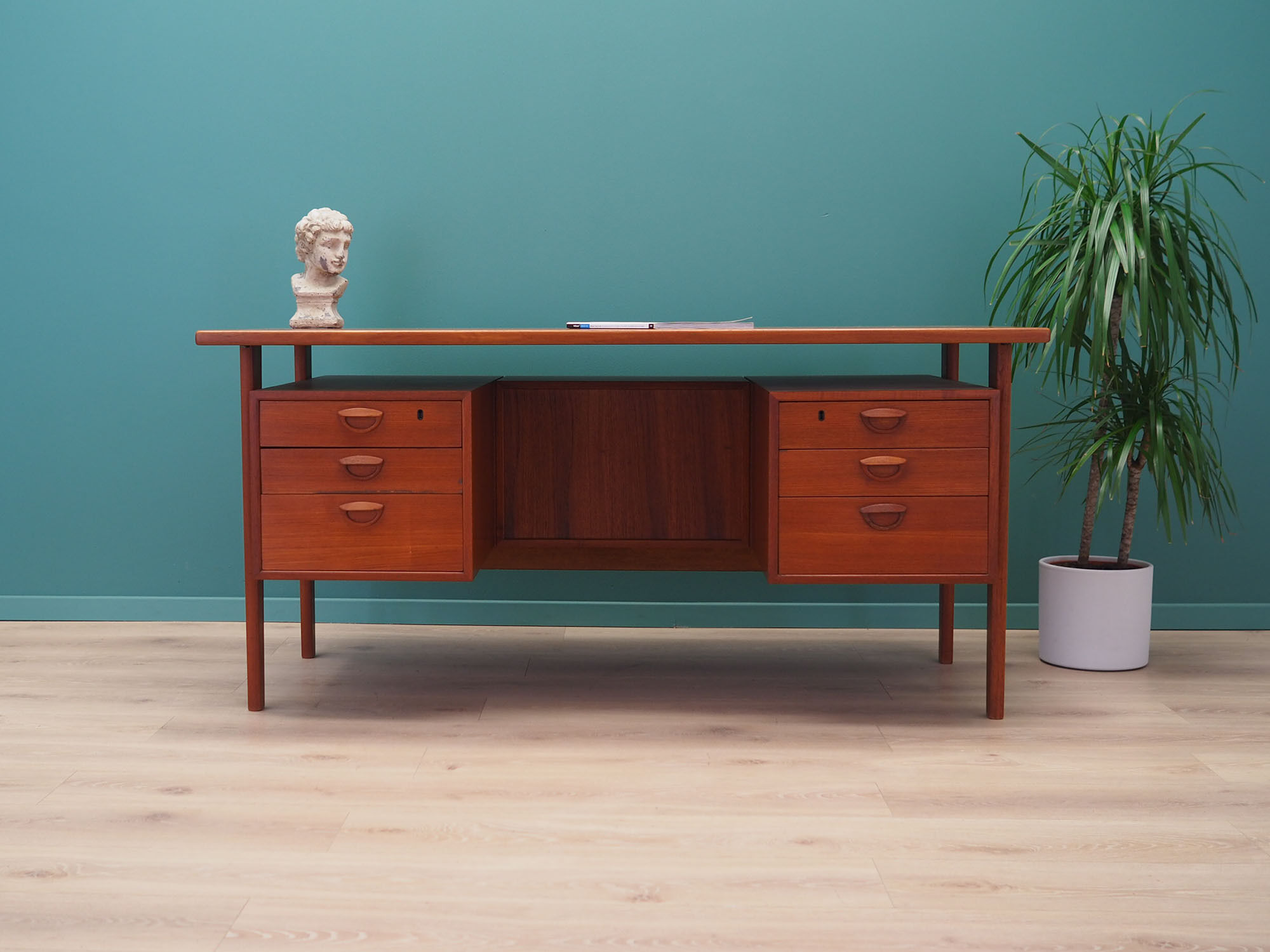 Bureau en teck, design danois, années 1970, design Kai Kristiansen