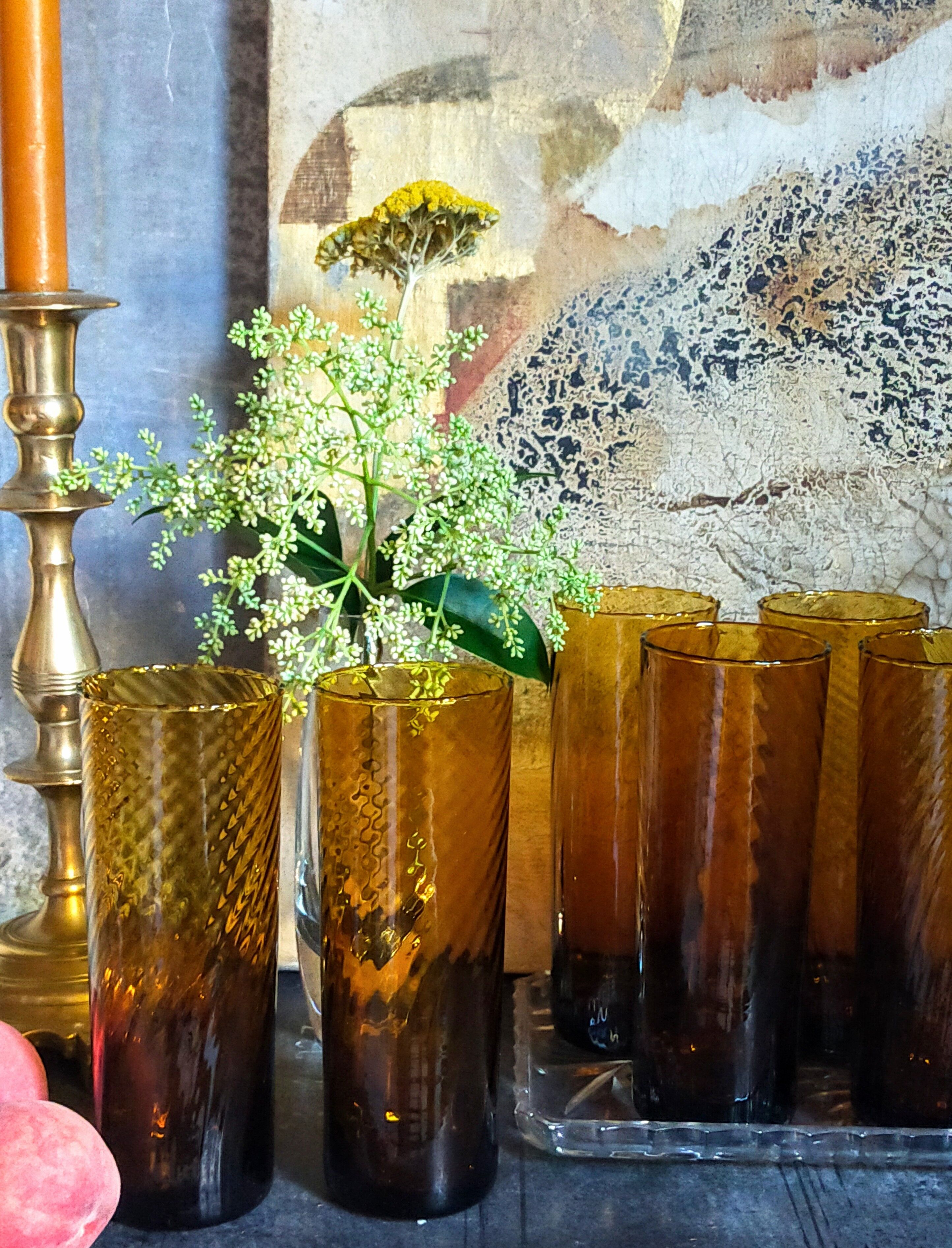 Lot de six verres en verre soufflé