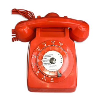 Téléphone vintage orange