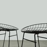 Ensemble de deux tabourets en fil métallique KM05 conçus par Cees Braakman pour Pastoe, 1950