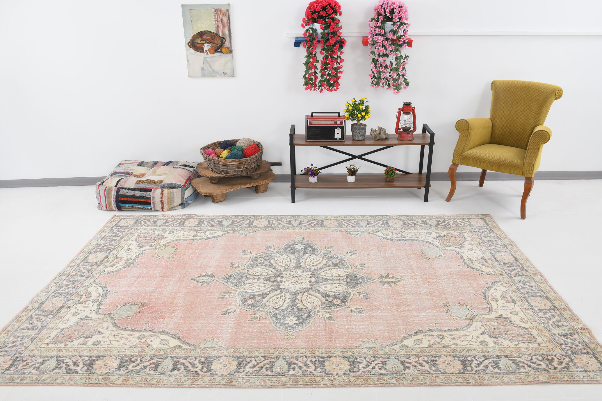 Faded red classic carpet 302x183