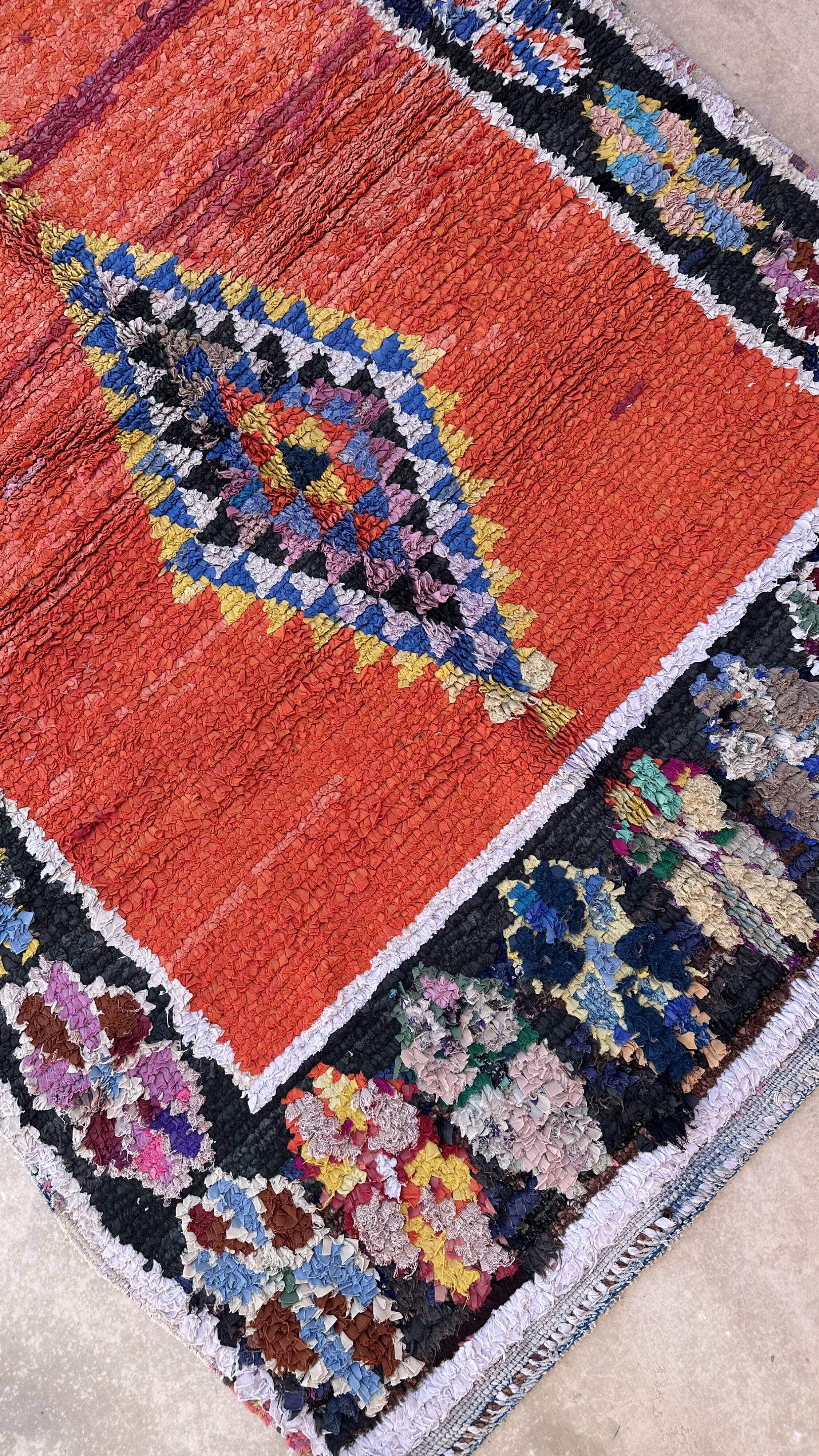 Moroccan carpet boucherouite colored - 139 x 207 cm