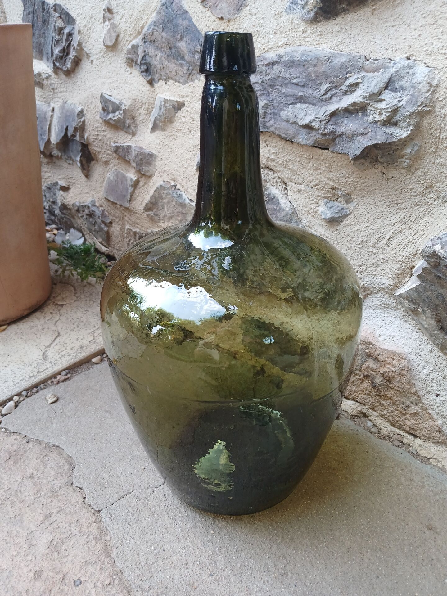 Old demijohn/ Dame Jeanne